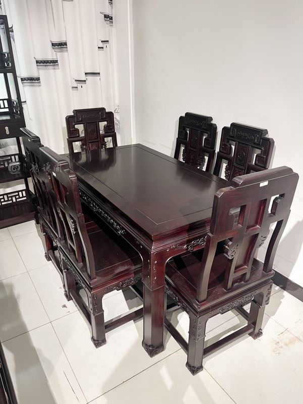国宾长餐桌血檀
